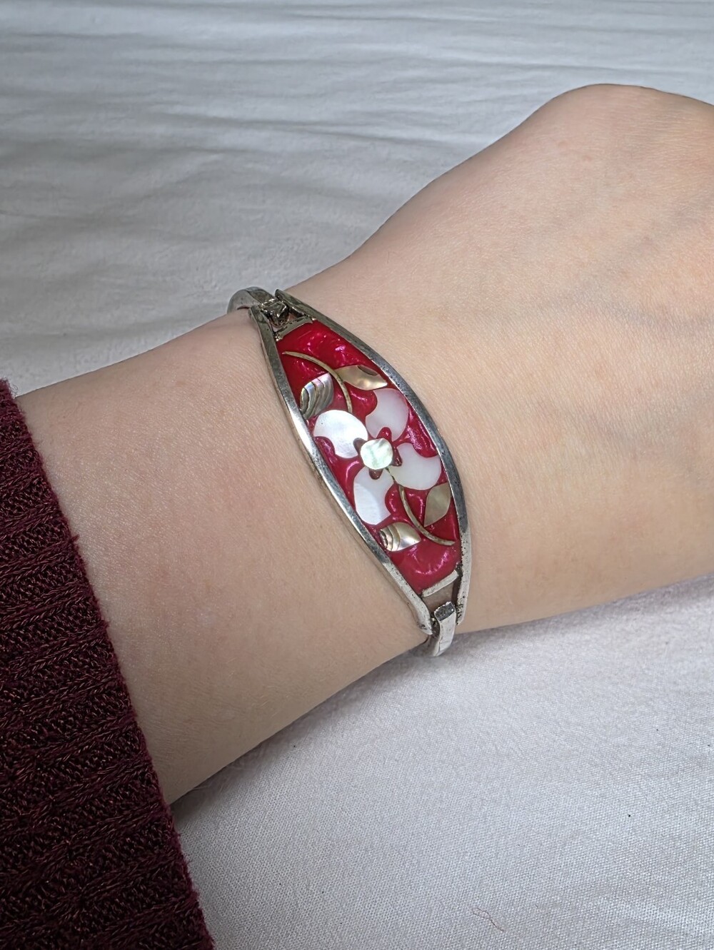 Vintage Floral Red Enamel And Abalone Hinged Bangle Bracelet